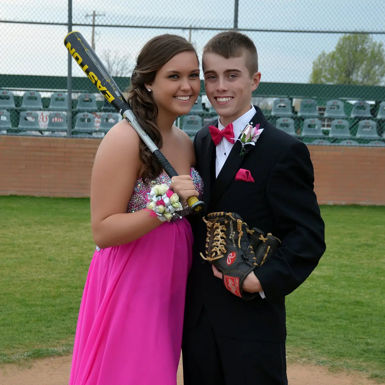 Baseball Rose Boutonniere with Gift Box Arrangement Sports Roses  