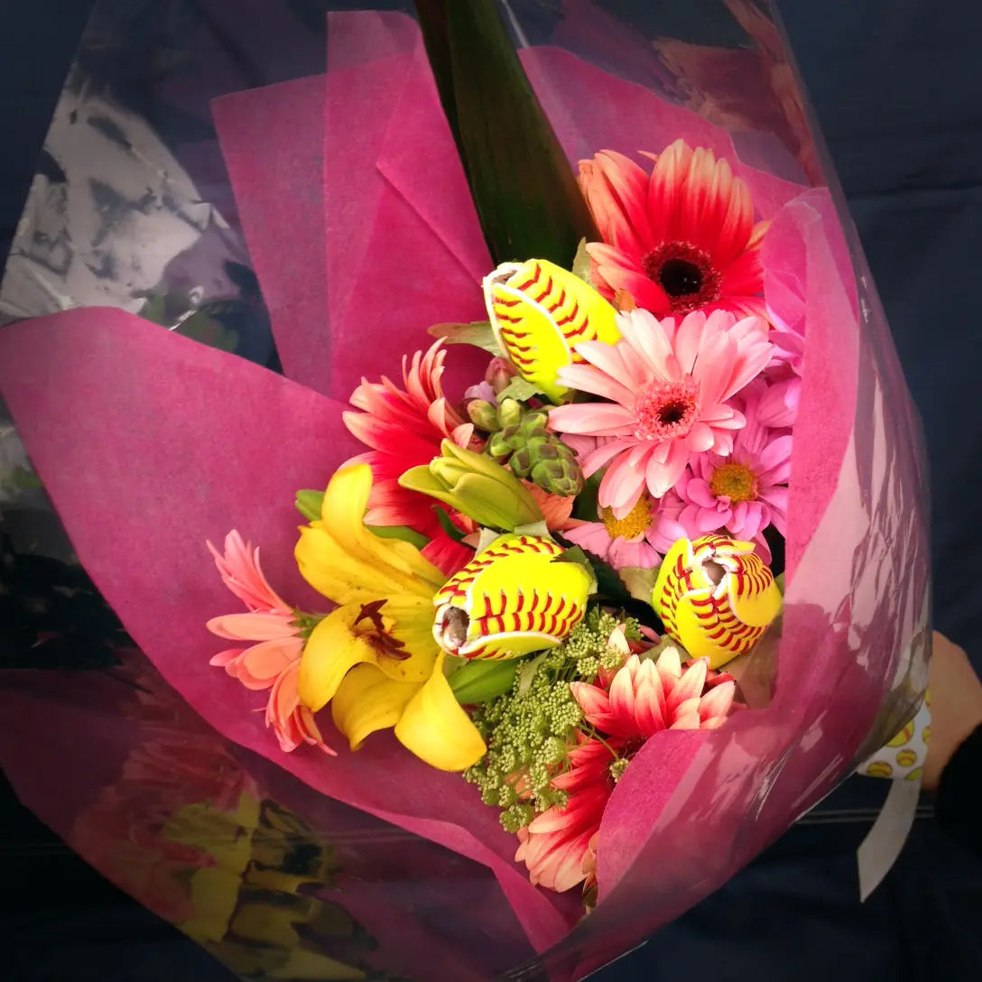Softball Rose Grand Slam Bouquet (12 Roses) Sports Roses